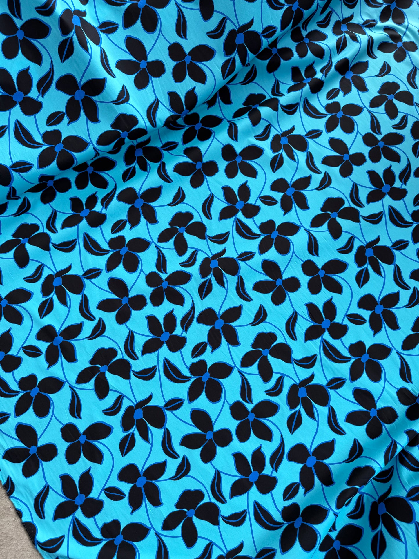 Turquoise Blue Floral Vine Cotton Poplin