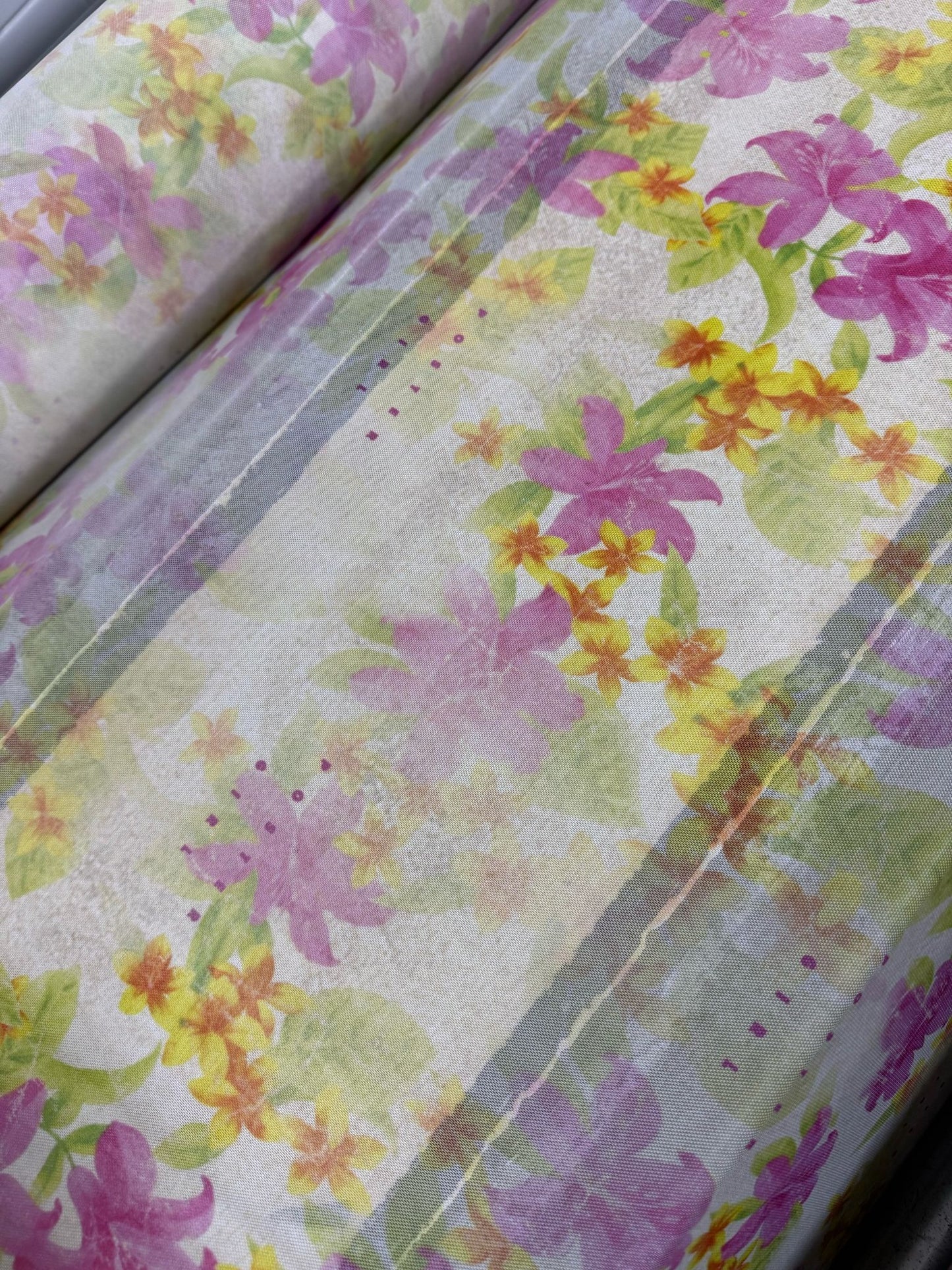 Static Fade Hibiscus Floral Mesh *POSTER GIRL*