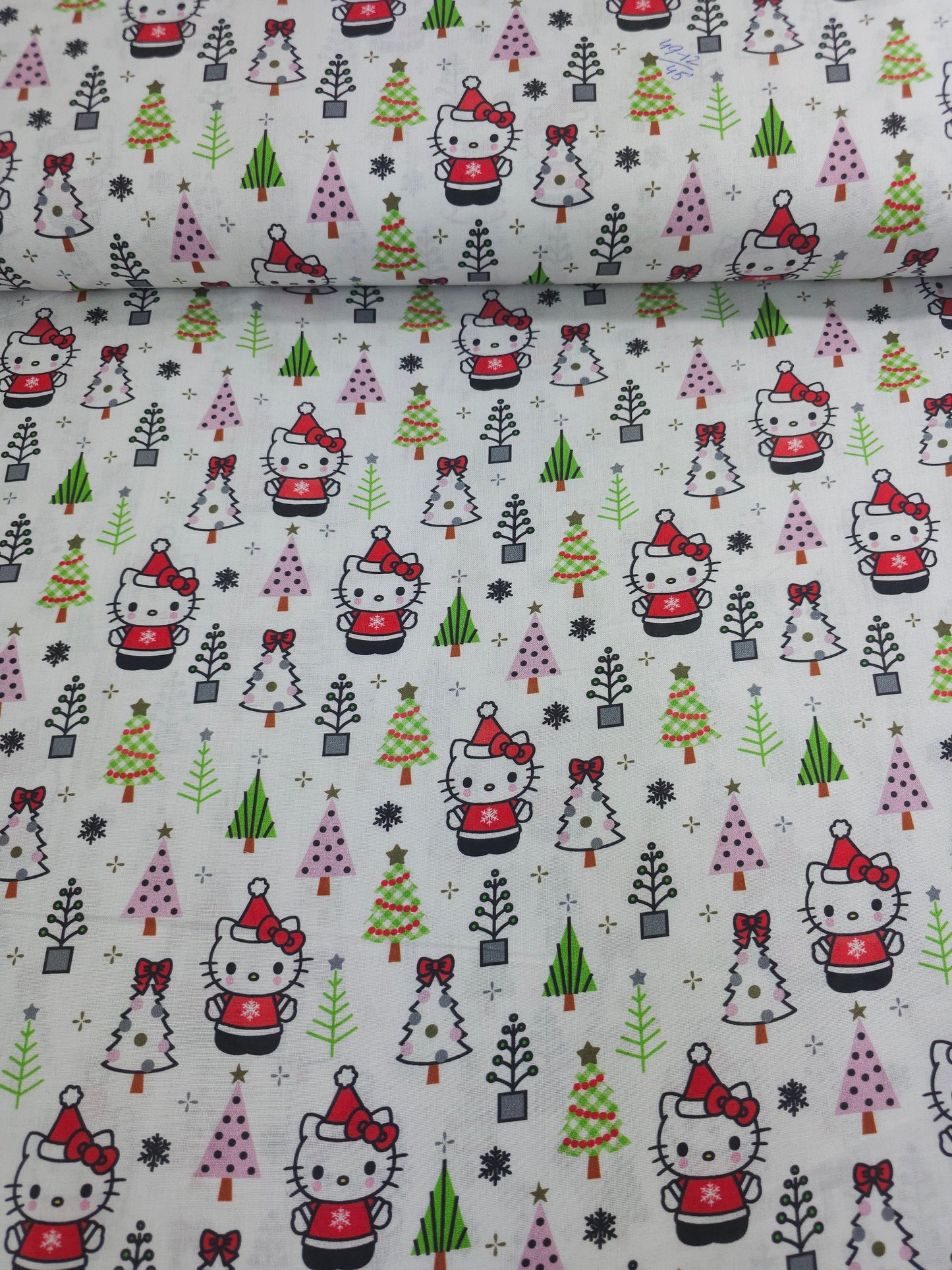 Hello Kitty Christmas 100% Cotton