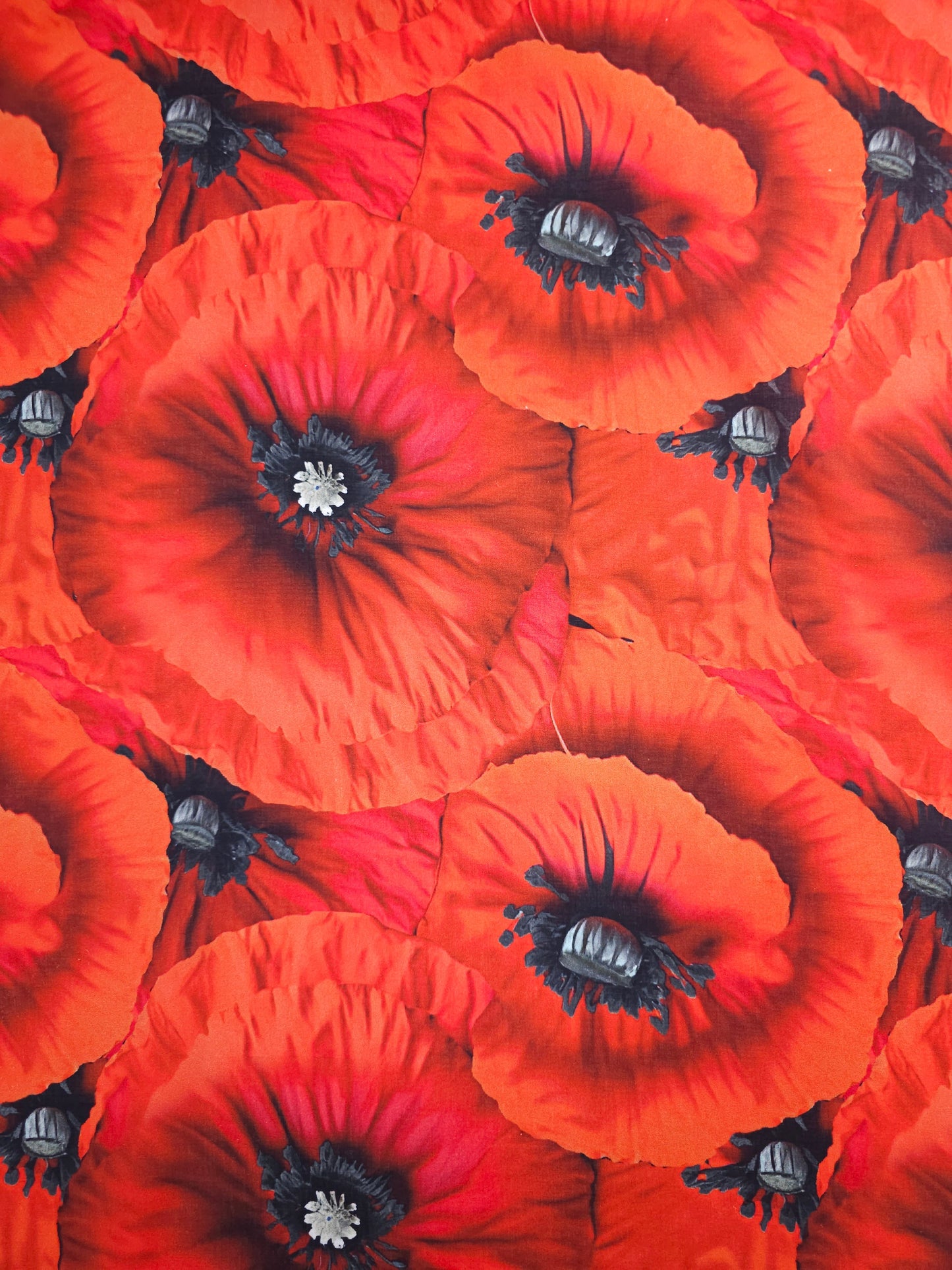 Red Large Poppy Fine Cotton *DEFECT*