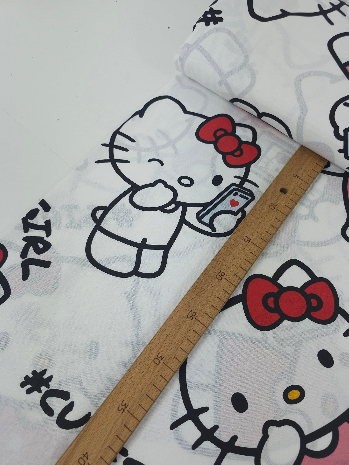 Hello Kitty Selfie 100% Cotton 103" *EXTRA WIDE*