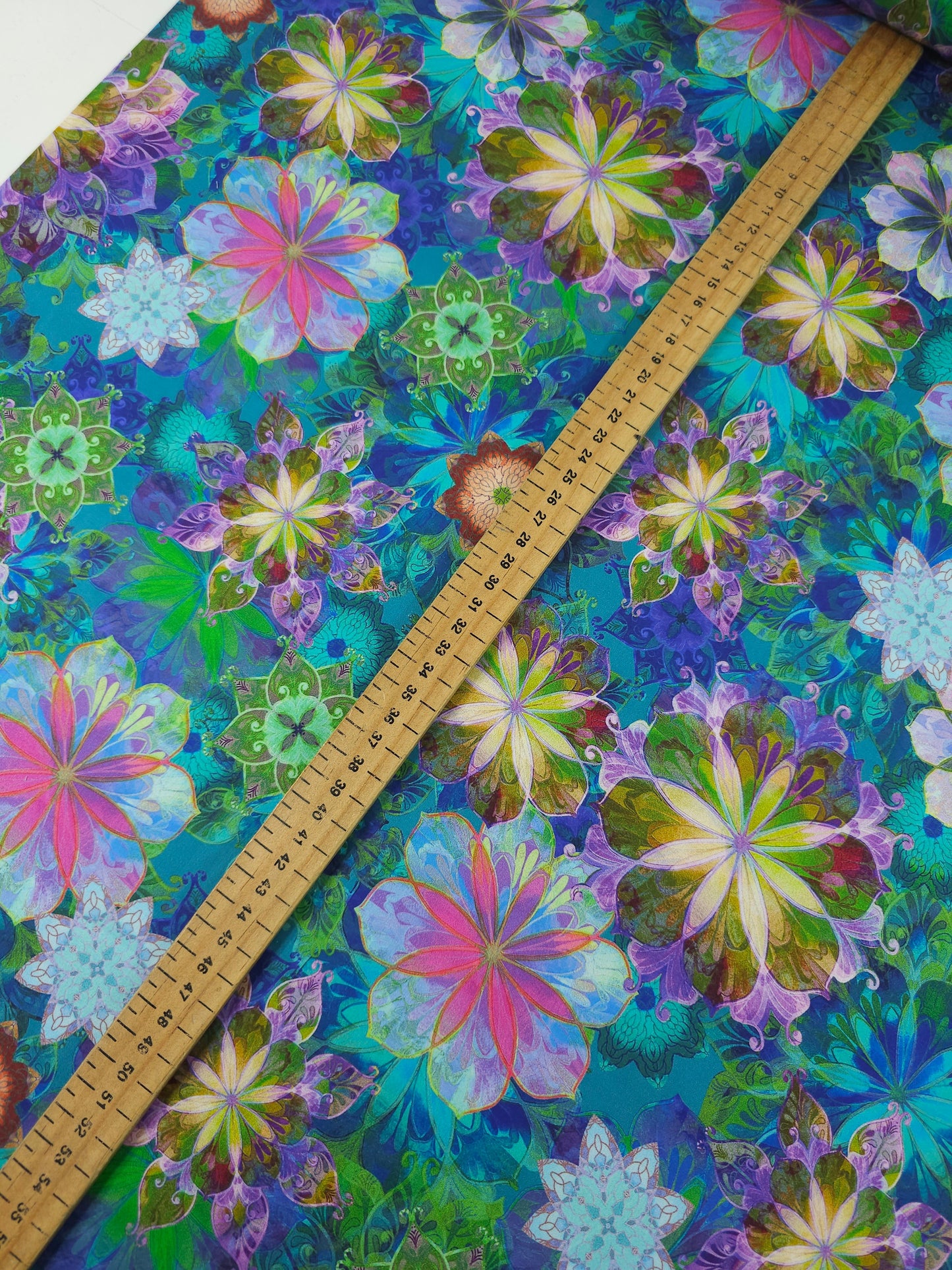 Dazzle Venice Floral Cotton Sateen 108" - Robert Kaufman *EXTRA WIDE*