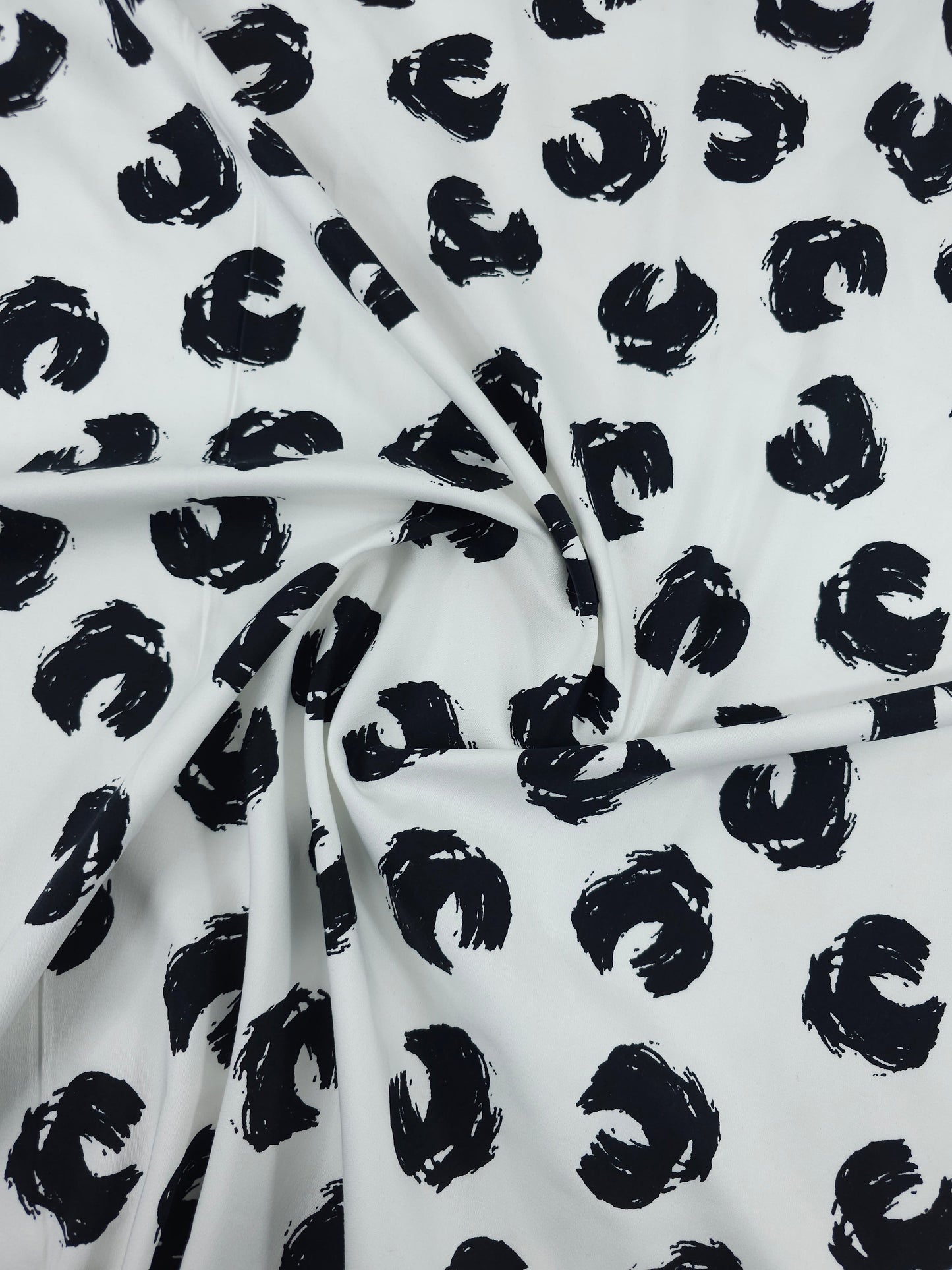 Black/White Abstract Curl Cotton Sateen Stretch