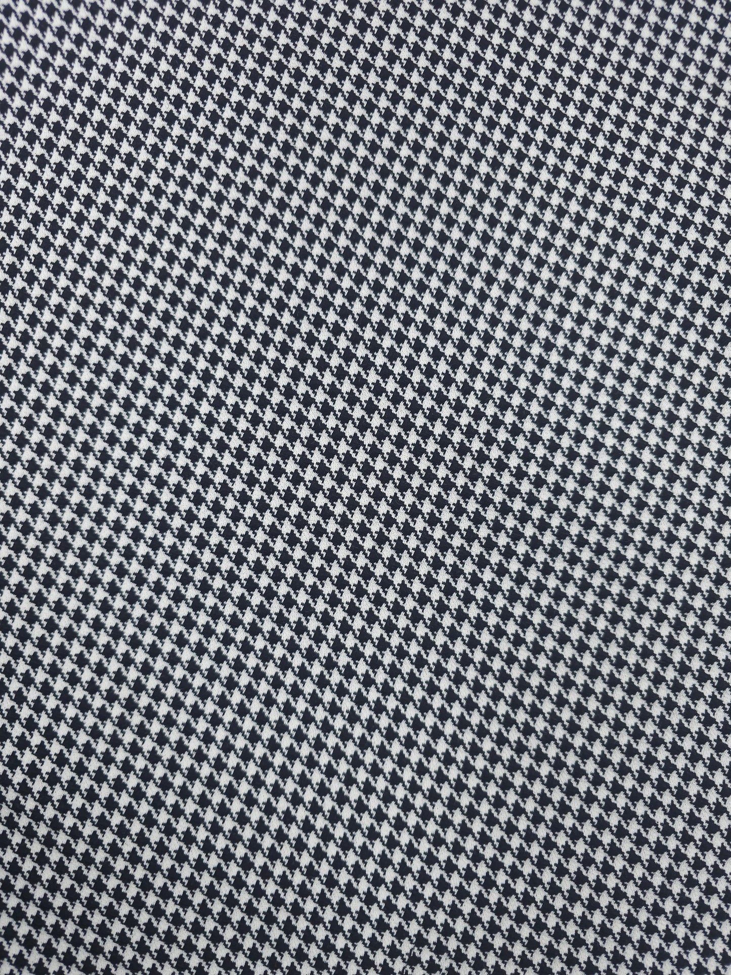 Black/White Mini Dogtooth Boucle