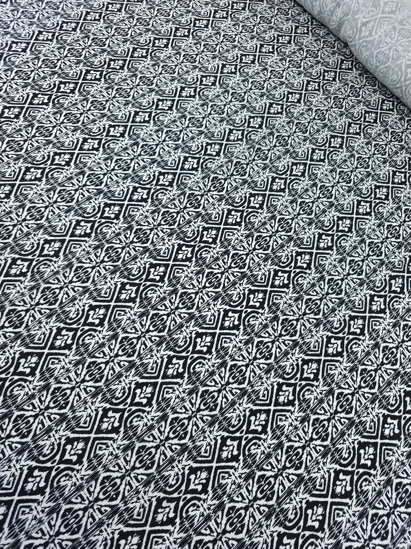 Black/White Static Damask Stripe Viscose Challis