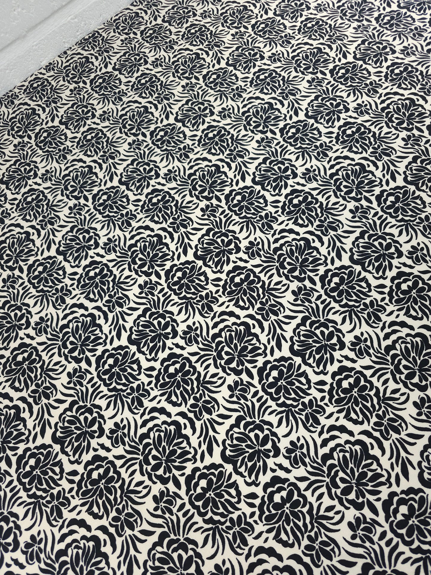 Black/Ivory Floral Dream Interfacing Backed Viscose
