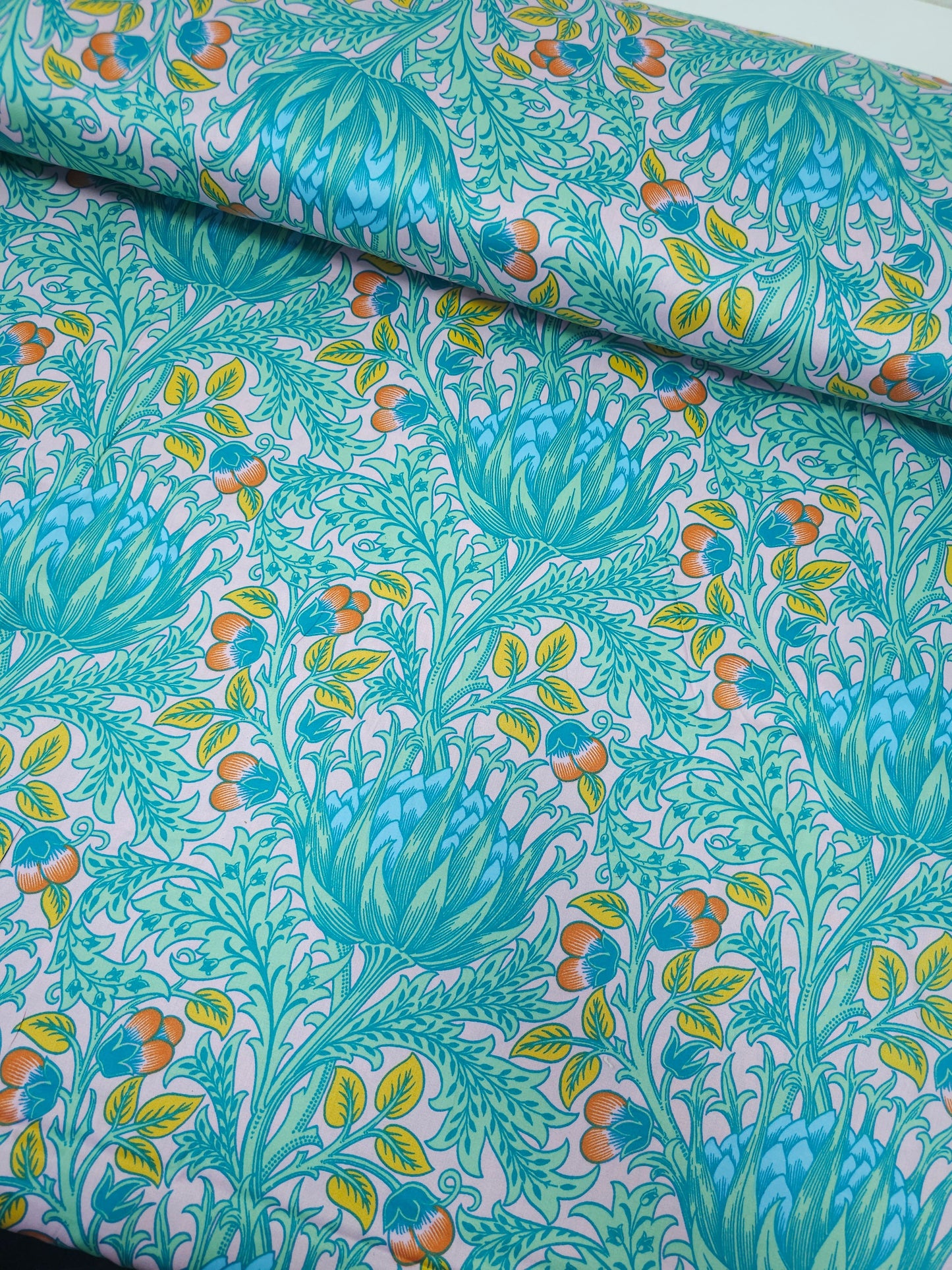 Floral Artichoke Cotton Sateen 108" - Kaffe Fassett X William Morris