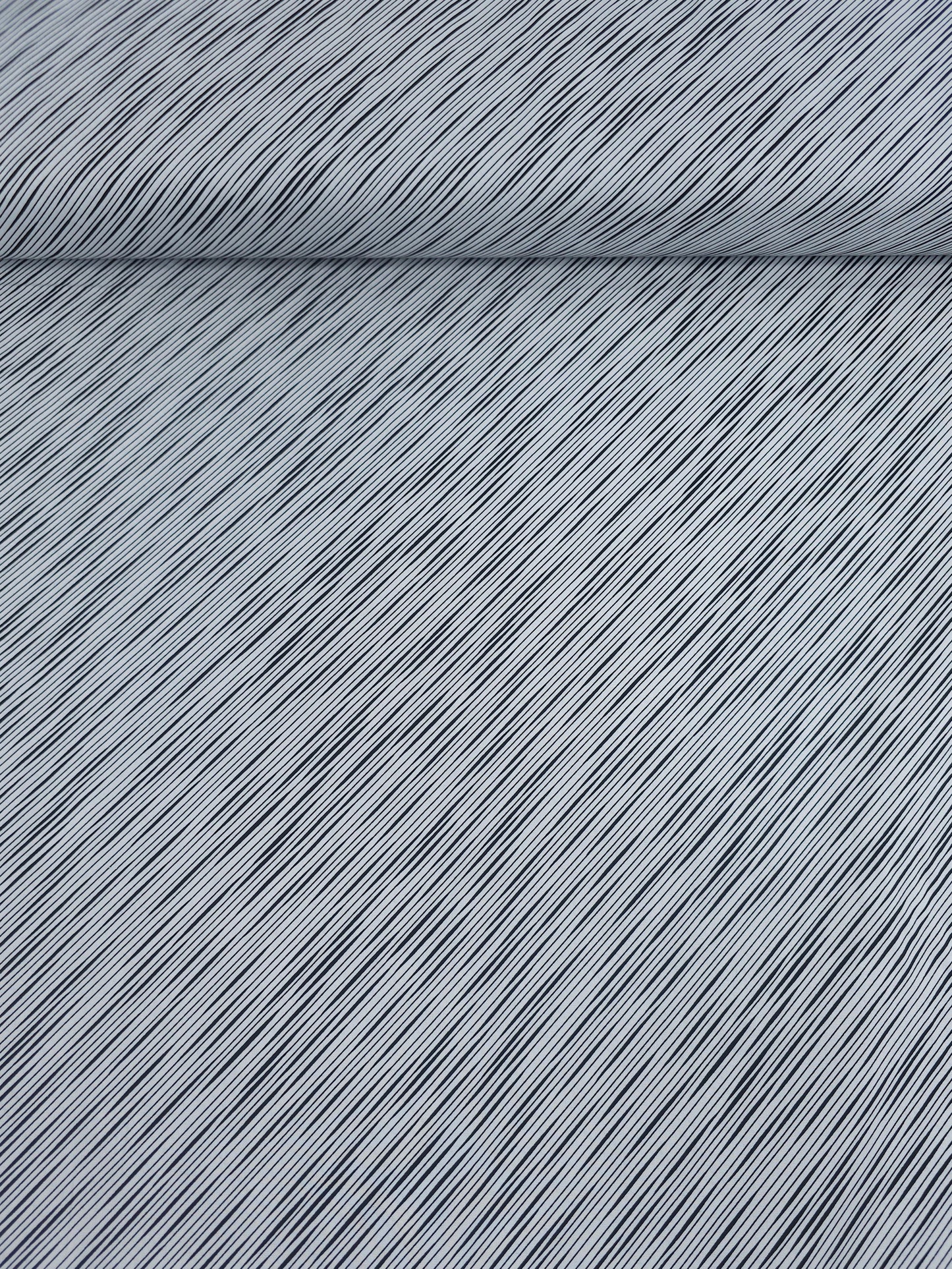 Black/White Diagonal Stripe 100% Cotton 55”