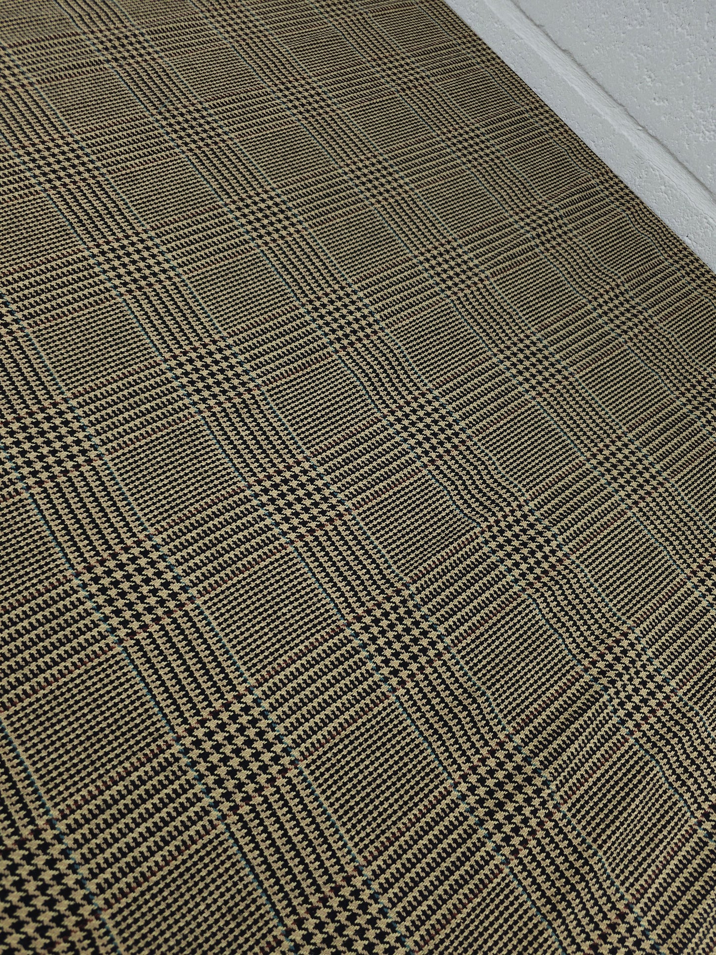 Sand Dogtooth Tartan Check Soft 100% Wool *ABRAHAM MOON*