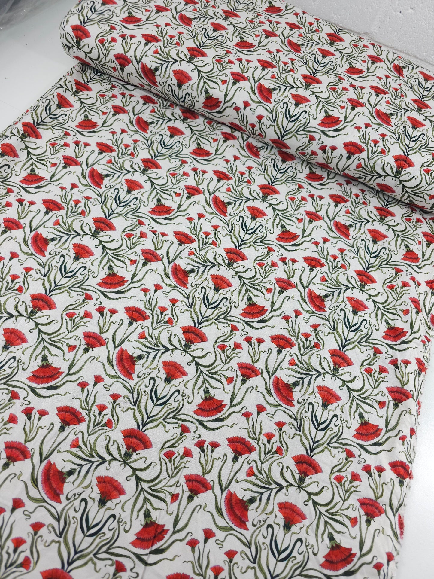 Red/White Carnation Floral 100% Cotton - Free Spirit