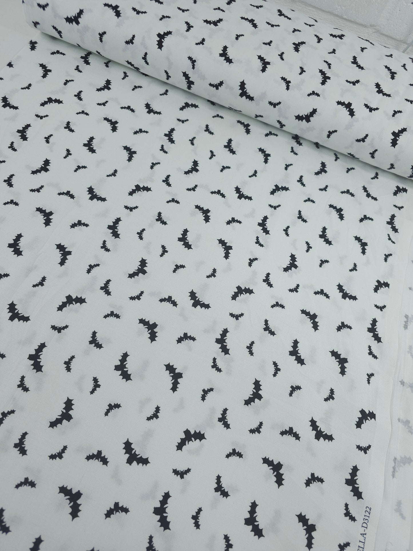 White/Black Bats 100% Cotton