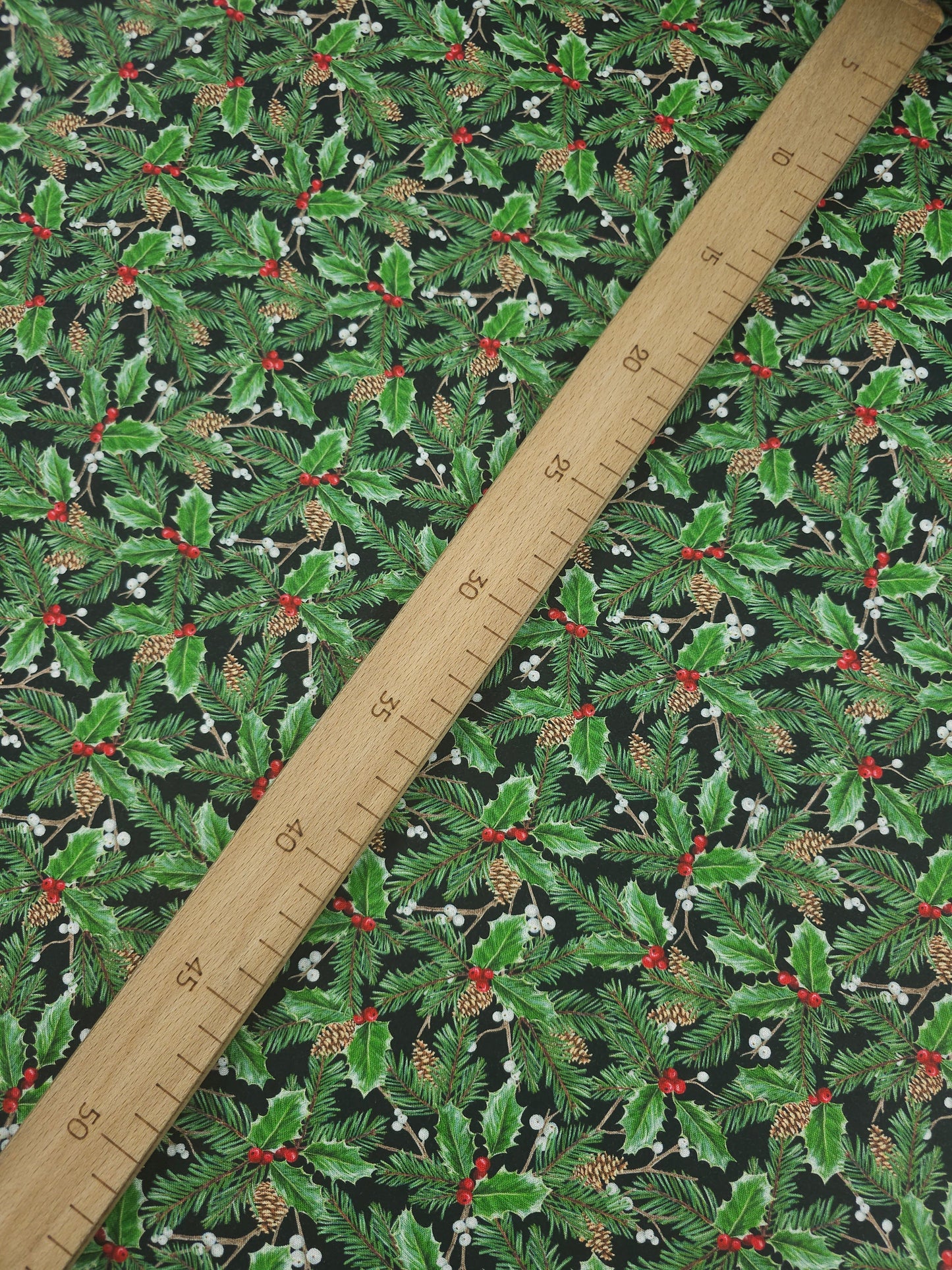 Green Holly Highland 100% Cotton
