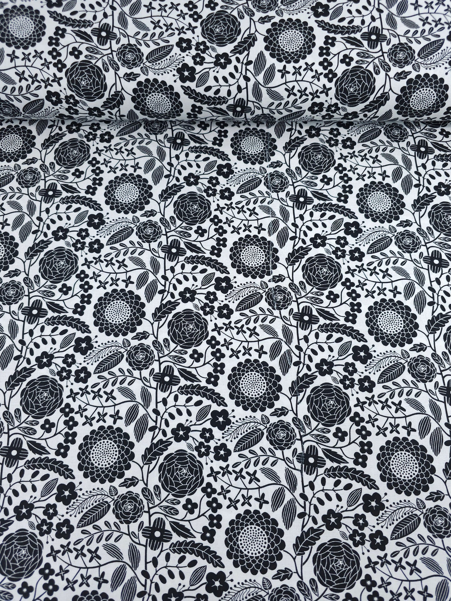 Black/White Floral Bloom 100% Cotton - Benartex *DEFECT*