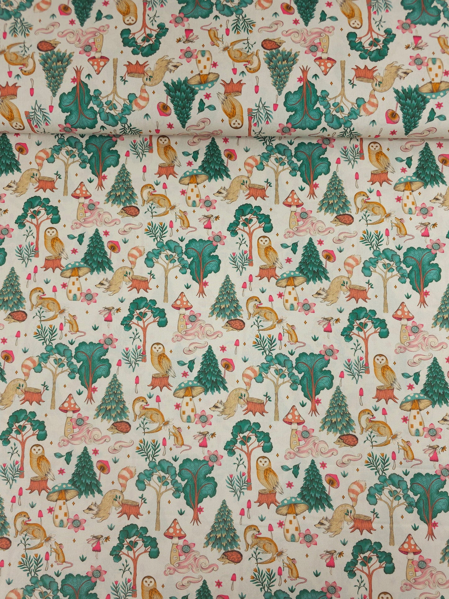Christmas Tree Animal Forest 100% Cotton 60"