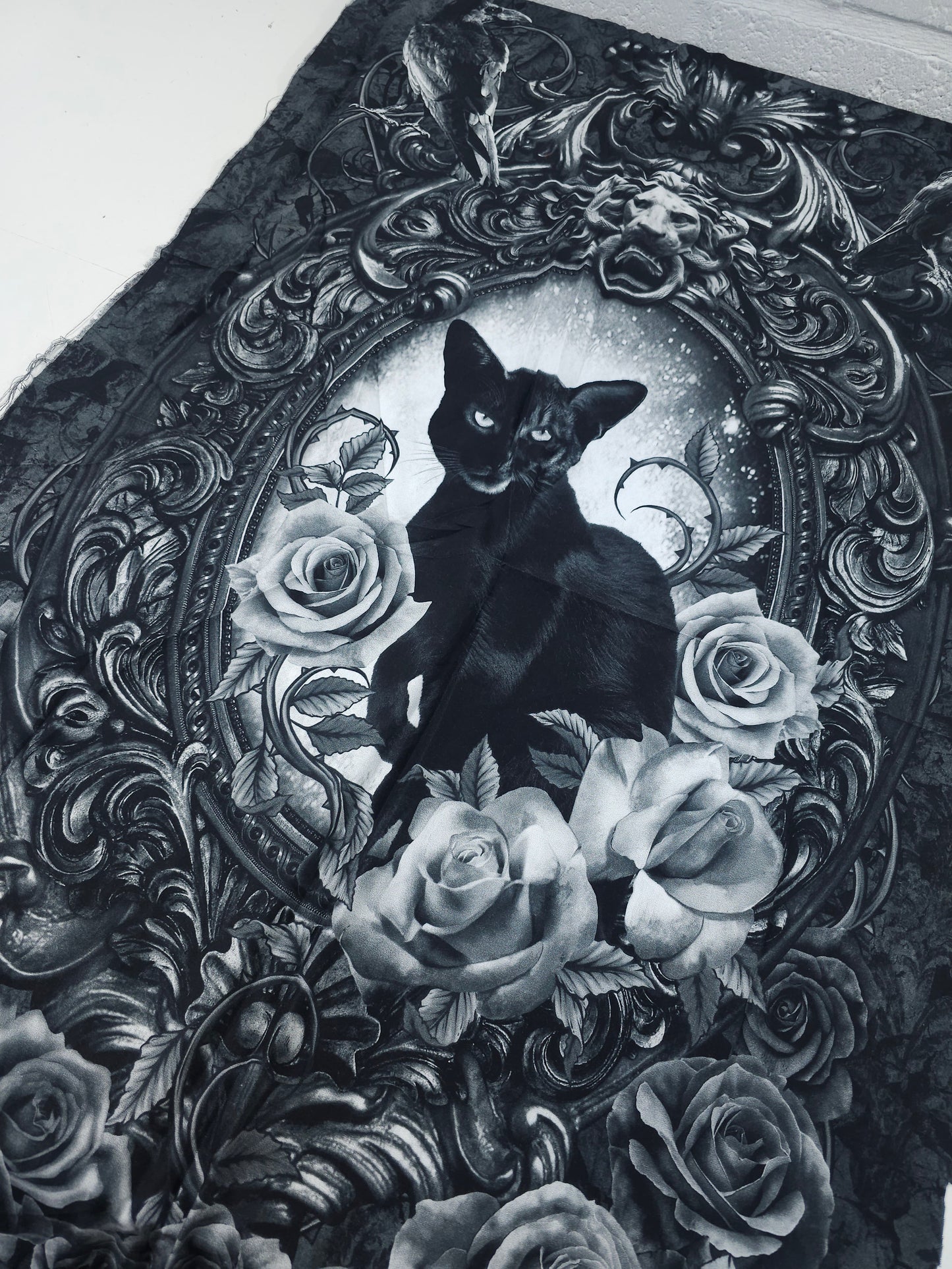 Majestic Cat Frame 100% Cotton - 55cm Panel