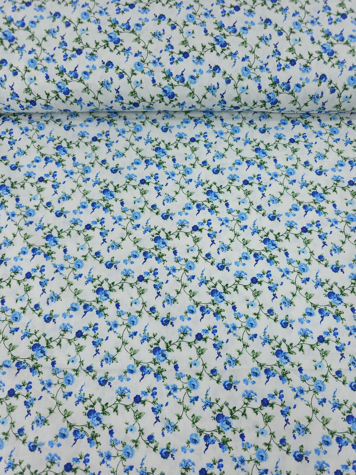 Blue/White Floating Rose Twine 100% Cotton