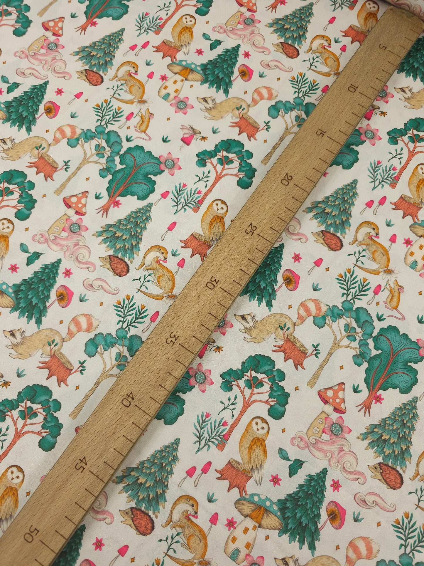 Christmas Tree Animal Forest 100% Cotton 60"